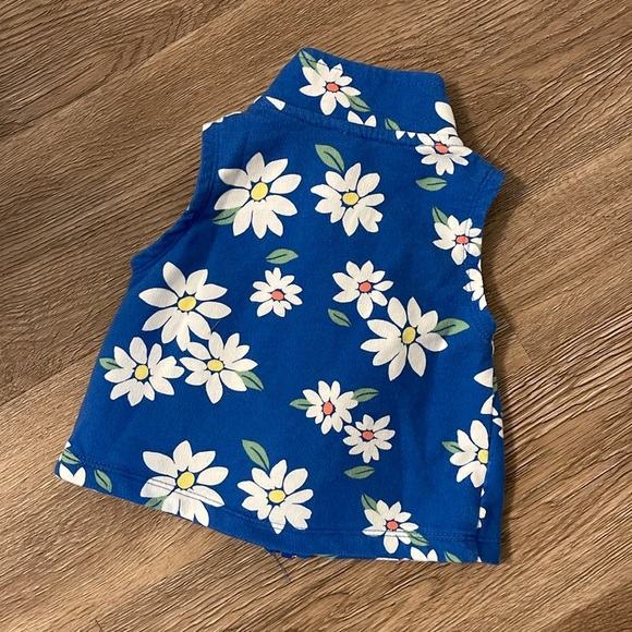 Daisy Vest - Picture 8 of 10